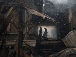 Rescuers after Russia’s shelling. By Felipe Dana