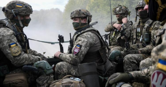 Ворог обстріляв Запоріжжя та Київщину, а США нададуть Україні новий пакет військової допомоги. Головні новини 15 жовтня