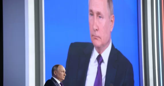 Президент вигаданої країни: що Путін збрехав про Україну