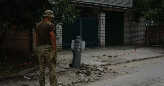 Окупанти обстріляли Харків та Вінничину, а ЗСУ вдарили по Антонівському та Каховському мостах. Головне за 8 серпня