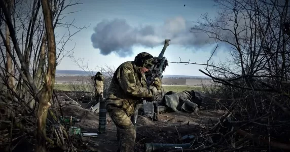 Нова допомога від союзників та санкції проти рф. Головні новини 13 грудня