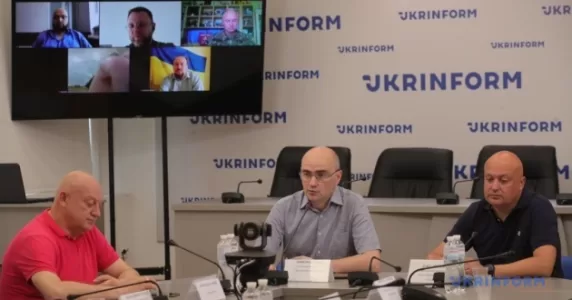 Потрібно максимально руйнувати міф про «другу армію в світі», – експерт