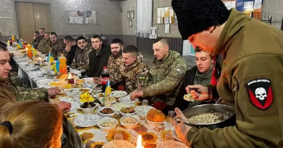 16 загиблих на Херсонщині за добу та Різдво під час війни. Головне за 25 грудня
