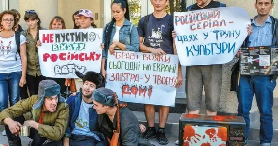 Фейки у Telegram і лайка від Захарової. Як російська пропаганда воювала проти українського закону «Про медіа»