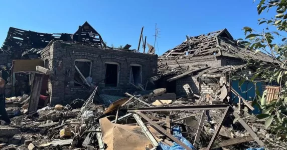 Окупанти обстріляли Краматорськ, а ЗАЕС приєднали до енергомережі України. Головні новини 17 вересня