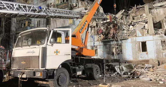 росіяни атакували житловий будинок у Запоріжжі та обстріляли Херсонщину. Головні новини 2 березня