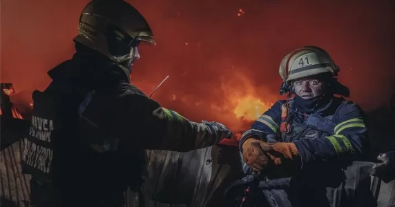 Нова допомога від ЄС та обстріл Куп’янська. Головні новини 25 квітня