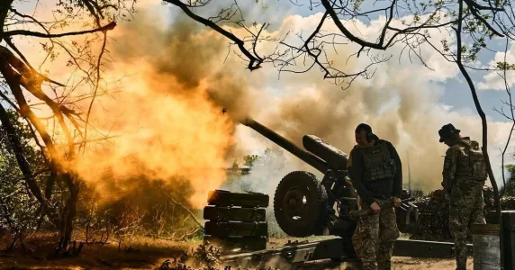 Сенат Франції визнав Голодомор геноцидом, а «зернову угоду» продовжили. Головні новини 17 травня