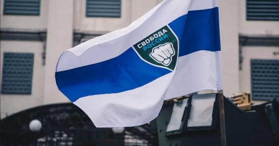 Істерика Z-патріотів, мовчання Кремля і чергове пропагандистське кіно. Як у РФ відреагували на бєлгородський рейд російських добровольців