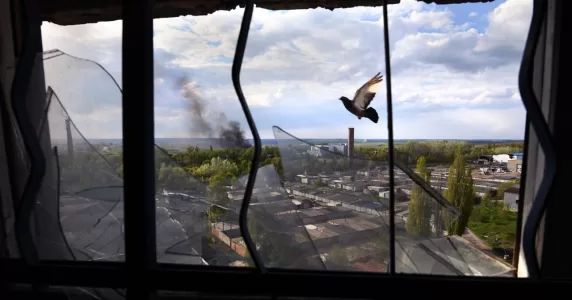 Масові обстріли Донеччини та заборона проросійських партій в Україні. Головне за 3 травня