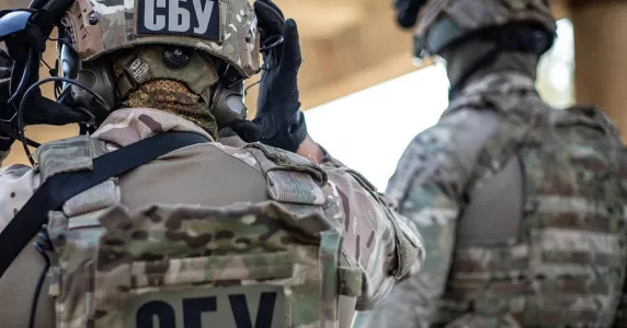 Цікаві знахідки СБУ в УПЦ МП на Буковині та 68 тисяч злочинів проти України. Головне за 25 листопада