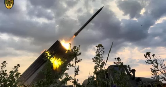 Росія обстріляла Миколаївщину та Запоріжжя, а кількість жертв у Часовому Яру зросла до 48. Головне за 13 липня