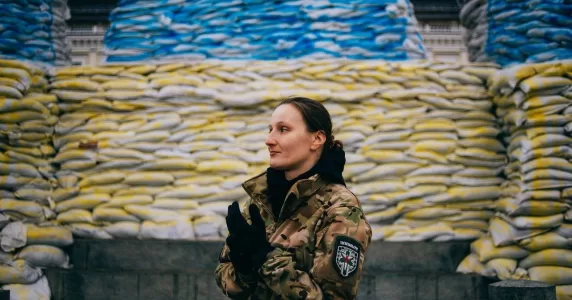 Бомбардування шпиталю «Азовсталі» та черговий обмін полоненими. Головне за 28 квітня