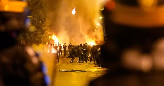 Протести у Франції: російська пропаганда чекає на перемогу ультраправих в Європі