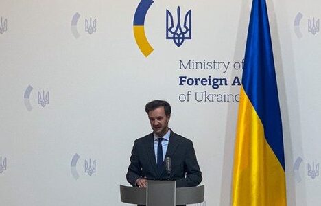 Україна закликає Росію погодитися на повне припинення вогню щонайменше на 30 днів