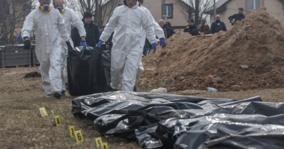 Брехня: Італійського журналіста відсторонили від ефірів за сумніви в “офіційній версії” подій у Бучі