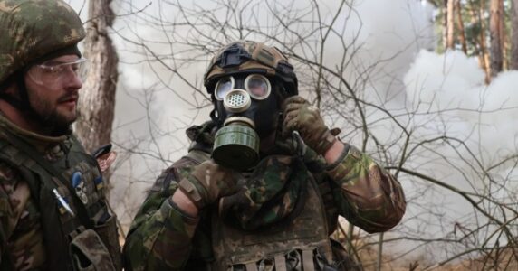 Росія застосовує хімічну зброю проти України — Нідерланди мають докази