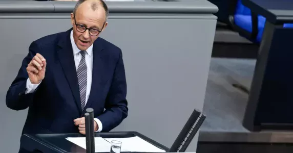 Проти канцлера Німеччини ведуть дезінформаційну кампанію