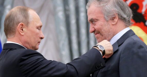 Performance by Russian conductor Gergiev cancelled in Italy